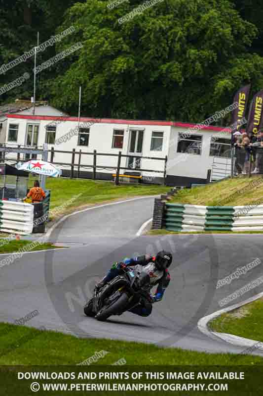 cadwell no limits trackday;cadwell park;cadwell park photographs;cadwell trackday photographs;enduro digital images;event digital images;eventdigitalimages;no limits trackdays;peter wileman photography;racing digital images;trackday digital images;trackday photos